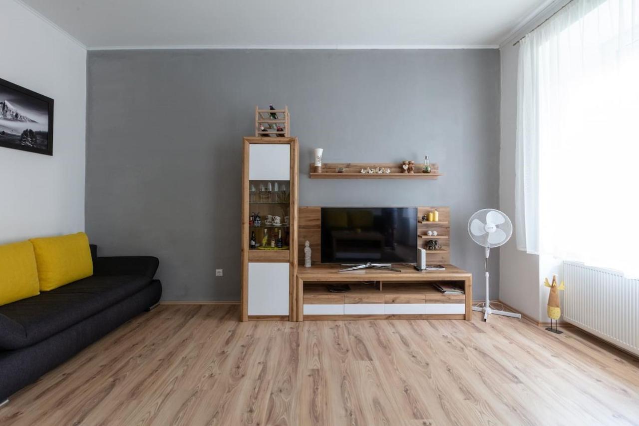 Sunny Renovated Apartment Close To Downtown 비엔나 외부 사진