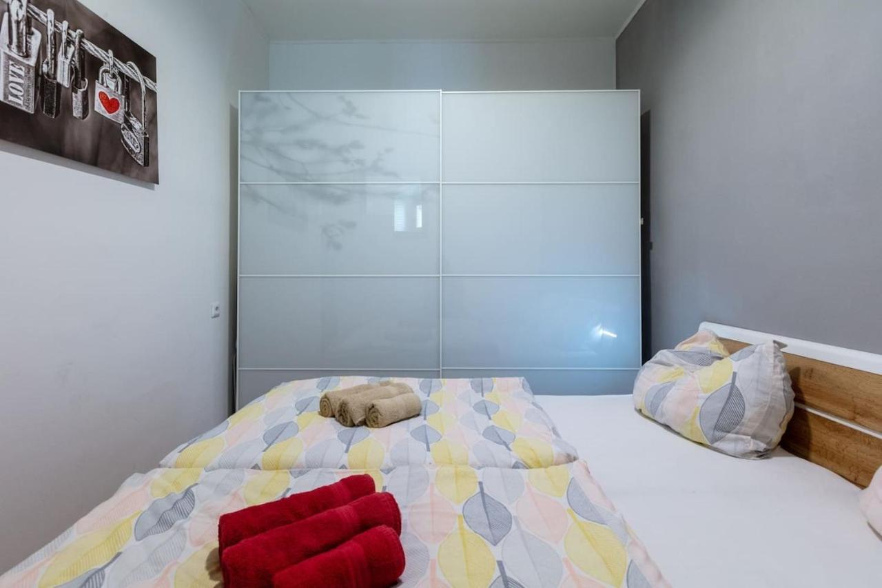 Sunny Renovated Apartment Close To Downtown 비엔나 외부 사진